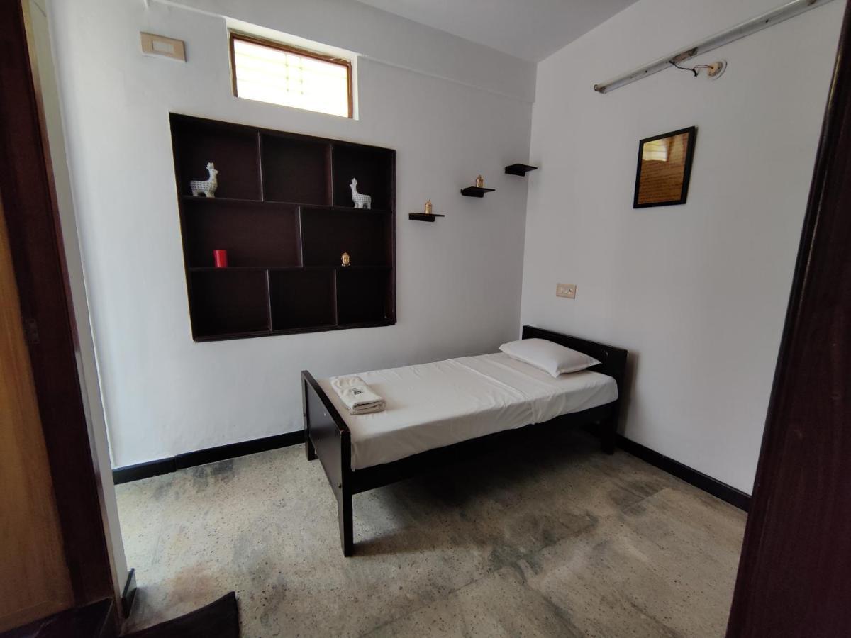Yoga House Apartment Vanivilasa Puram Exterior photo