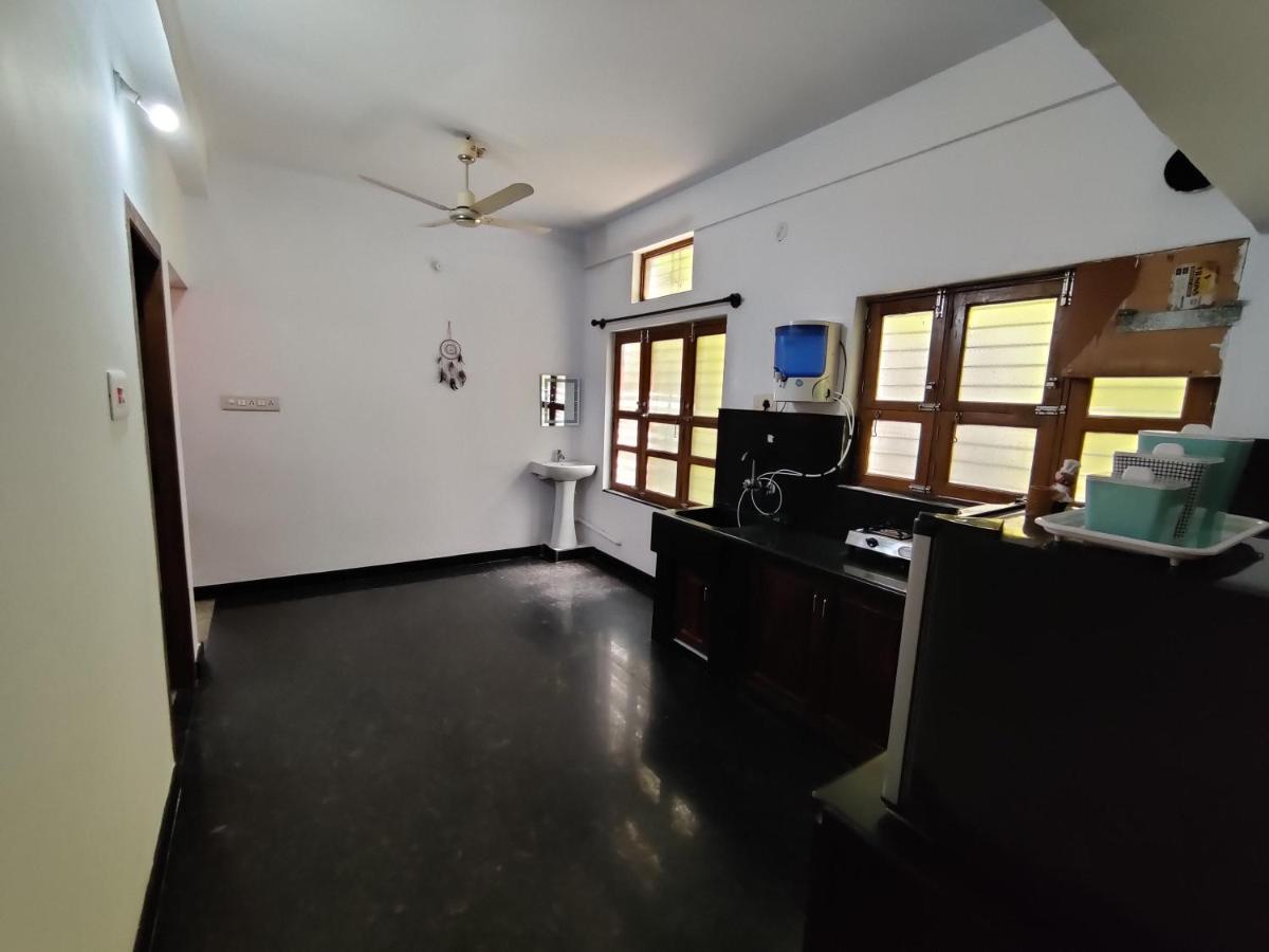 Yoga House Apartment Vanivilasa Puram Exterior photo